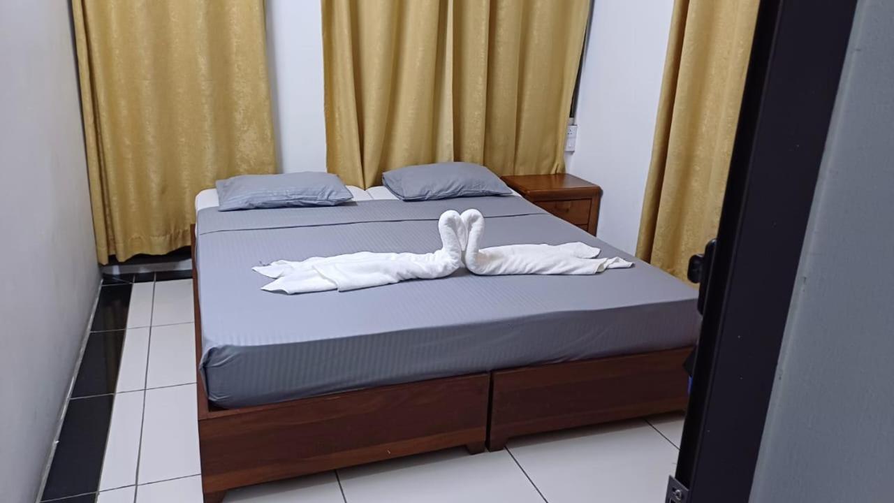 The Palm Residence 格兰贝伊 外观 照片
